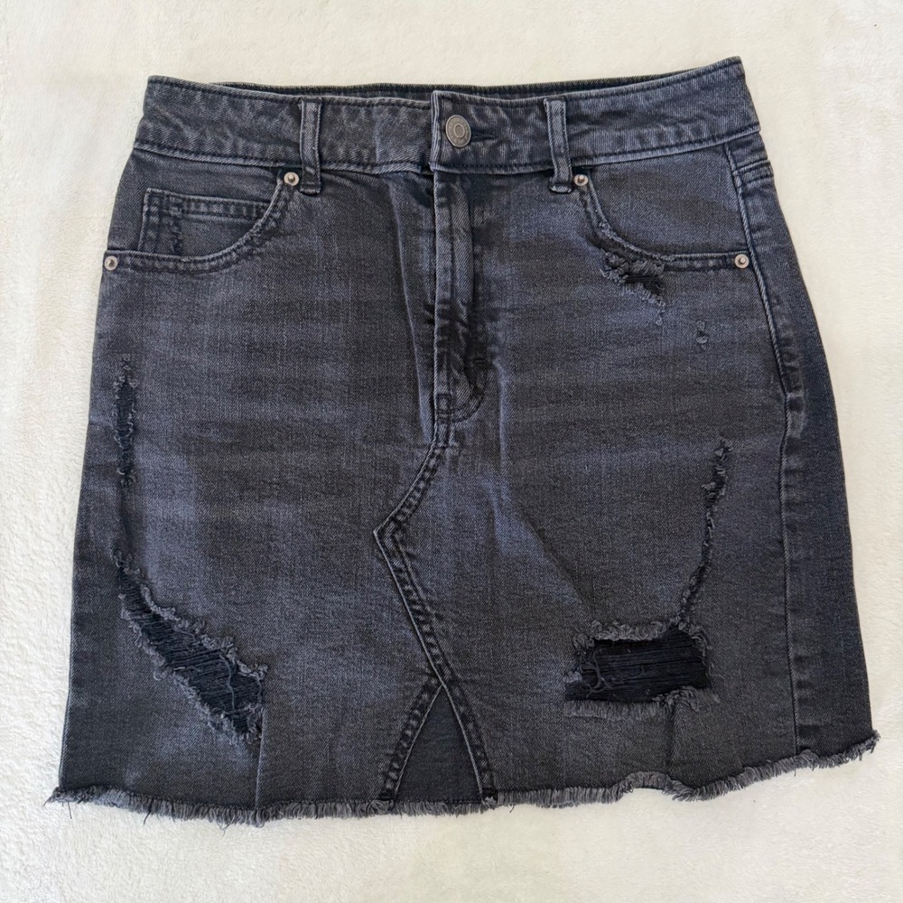 Wild Fable Black Distressed Denim Mini Skirt Raw Hem Size 4